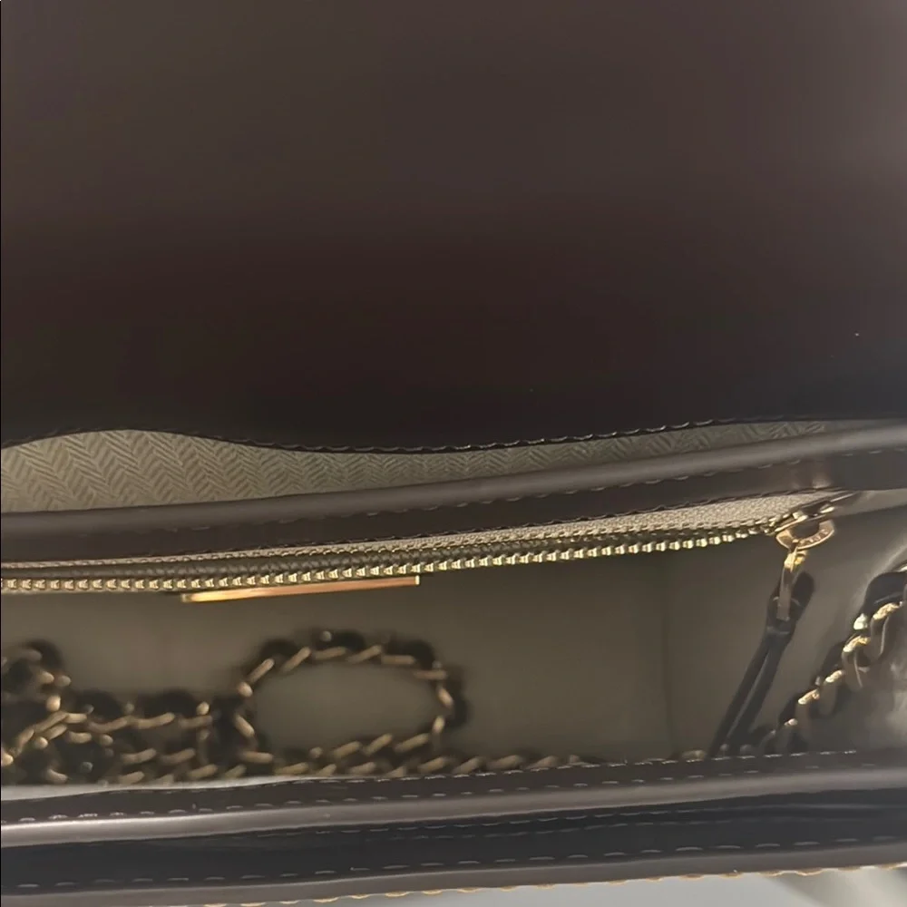 Tory Burch Brown Shoulder Bag with Gold Hardware - Picture 6 of 9